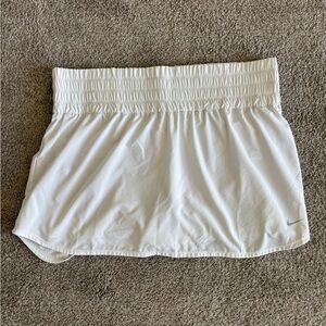 Nike Women's White Skort